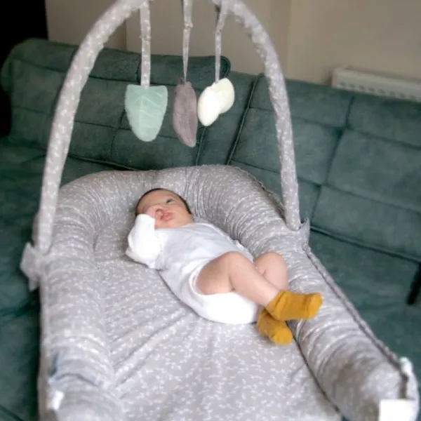 Babyjem Babynest met Speeltjes Grijs> Accessoires Boxen