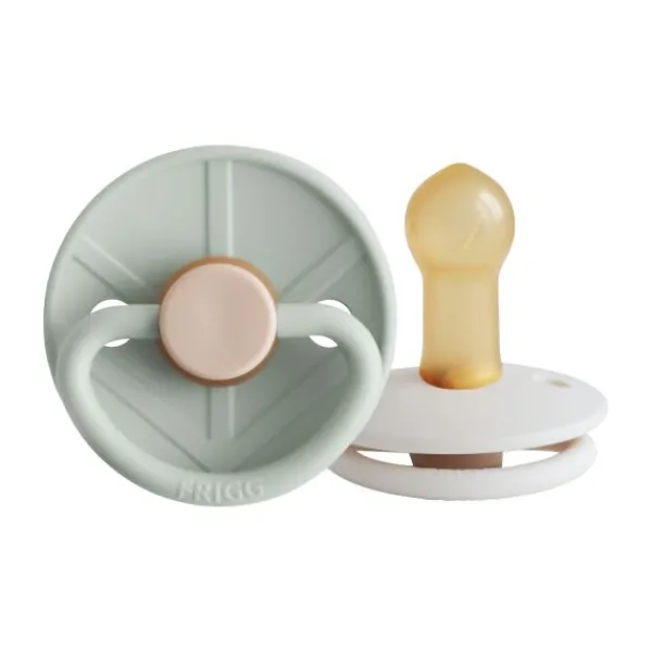 Frigg Fopspeen Little Viking Sage/Cream T2 6-18 mnd (2 stuks)> Fopspenen 12+ Maanden|Fopspenen 6+ Maanden