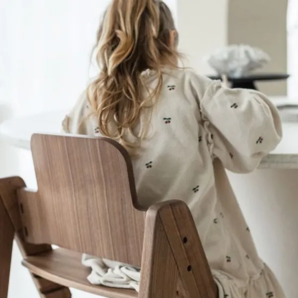 Kidsmill Up! Kinderstoel Incl. Kunststof Babyset Oatmeal - Beuken Zwart> Houten Kinderstoelen