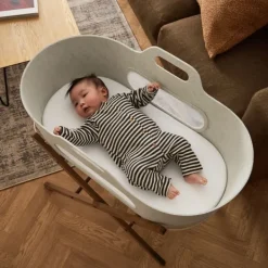 Snuz SnüzBaskit Moses Basket + Stand Set - Light Grey/Natural><noscript><img width=