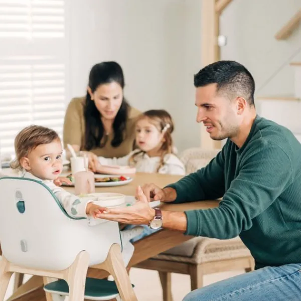 UPPAbaby Kinderstoel Ciro Chloe Grey / Licht Grijs> Houten Kinderstoelen