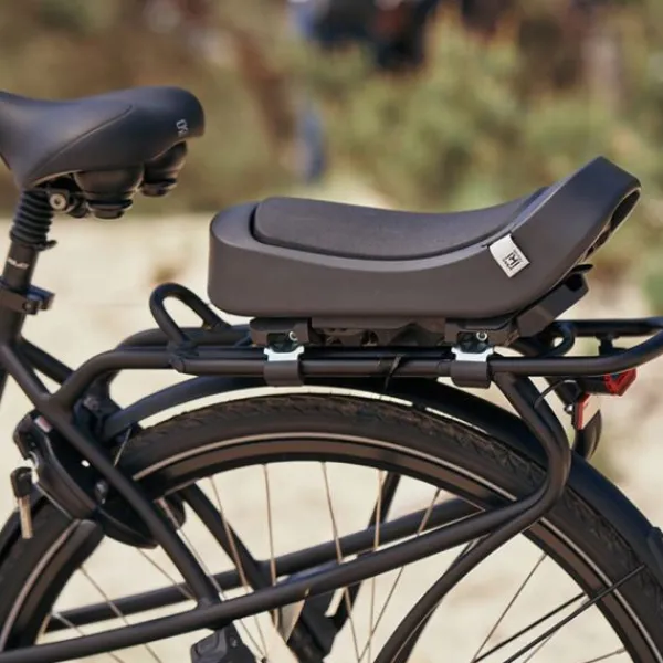 Urban Iki Achterzitje Junior Bincho Black / Kurumi Brown (met montage kader)> Fietsstoeltjes