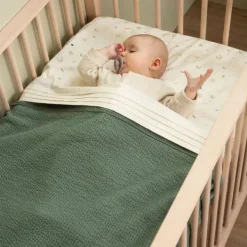 Witlof For Kids Ledikantdeken Tuck-Inn Forest Green Waves 60 x 120 cm><noscript><img width=